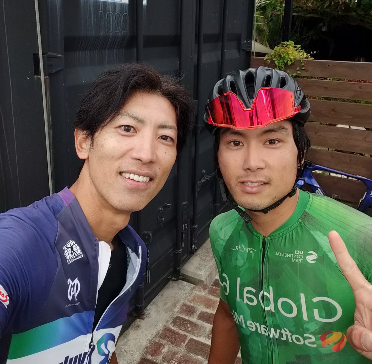 AtsuyukiShimojo's tweet photo. スペシャルゲスト小山さんにもお会いした😆
@TomoyaKoyama1 
@Cafe_FSHIDO https://t.co/3vxLGvQwxf