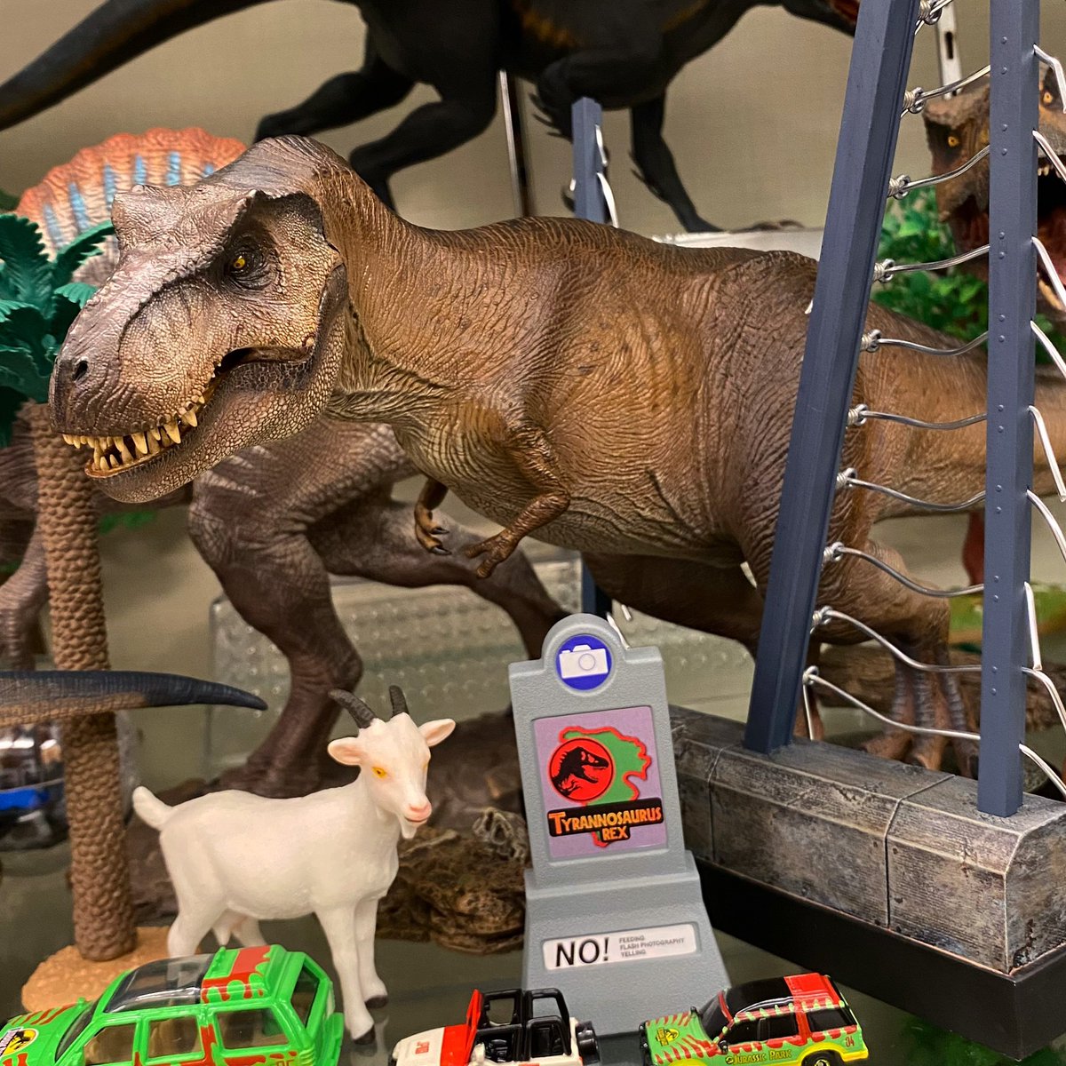 des_yeo03's tweet photo. #nanmu #nanmustudio #ζ¬εΏζ₯ ζΉ #tyrannosaurus #tyrannosaurusrex #trex #dragonsoul #ιΎι #breakout #breakoutrex #trexbreakout #dinosaur #resintoy #statue #jurassicpark https://t.co/Af1MDfE3if