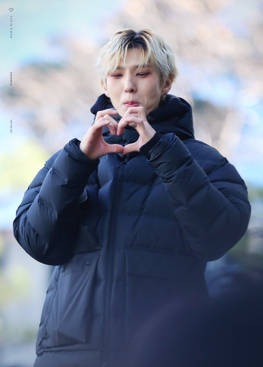 1110cupids_bow's tweet photo. 231125 음중 미니 팬미팅 #빅스 #VIXX #정택운 #레오 #LEO #CONTINUUM #Amnesia @JUNGTW_LEO 고양이 하트 🐱💛 https://t.co/bKYThIGp1F