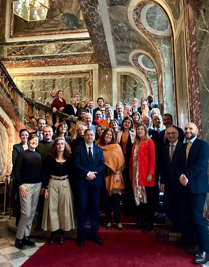 ItalyinFrance's tweet image. 🟧 Parlamentari eletti all’estero, CGIE, COMITES,Ambasciata, Consolati Generali,Istituti Italiani di Cultura, ICE, Camere di Commercio Italiane: tutti insieme a @ItalyinFrance per dire NO alla #violenza contro le #donne ! #25novembre #NoExcuse #OrangeTheWorld #16Days #UNWOMEN  🟧