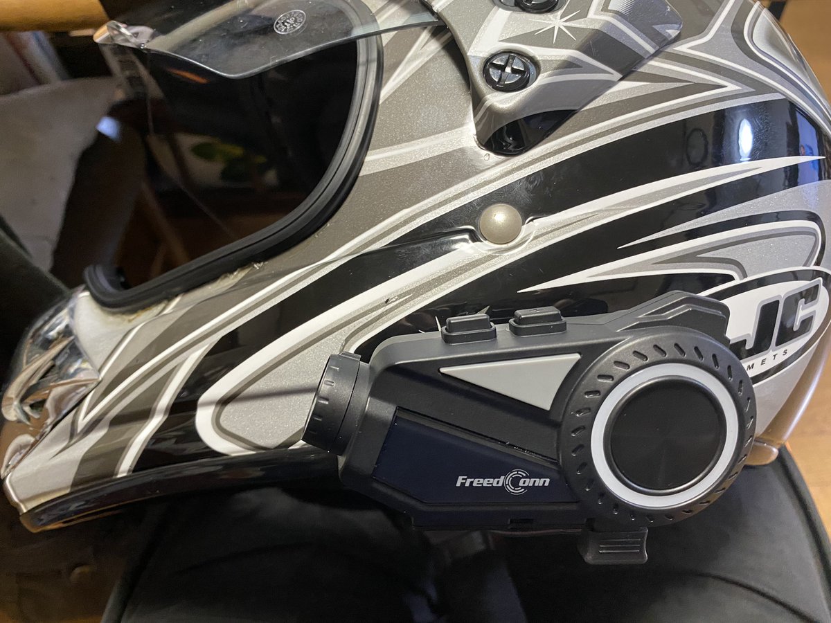 hiro3_xr250's tweet image. 今日は先日買ったインカム兼ドラレコと冬用グローブのお試しショートツーリングに…仲間と🏍

そしてバイク乗りが集まるハンバーガー屋さん｢Route65｣へ

めちゃ美味しかったぁ🍔
そしてマスターもバイク！オフ車乗りでめちゃ話し込んでしまった(笑)
 #Route65
 #ハンバーガー 
 #オフ車