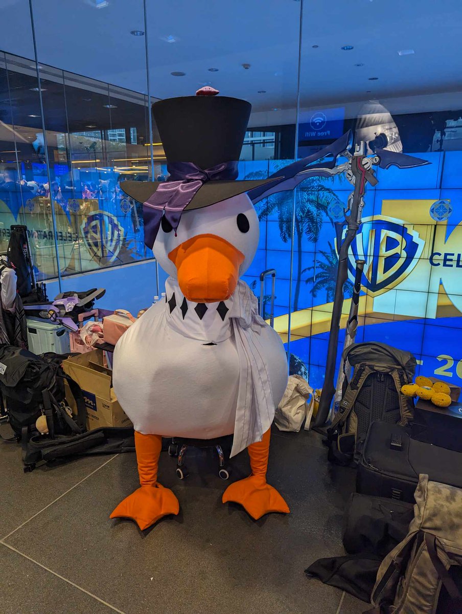 fluffyducky plushie @ moving house 🐉🌟|📛|⚡|🧤|🎩 tweet media
