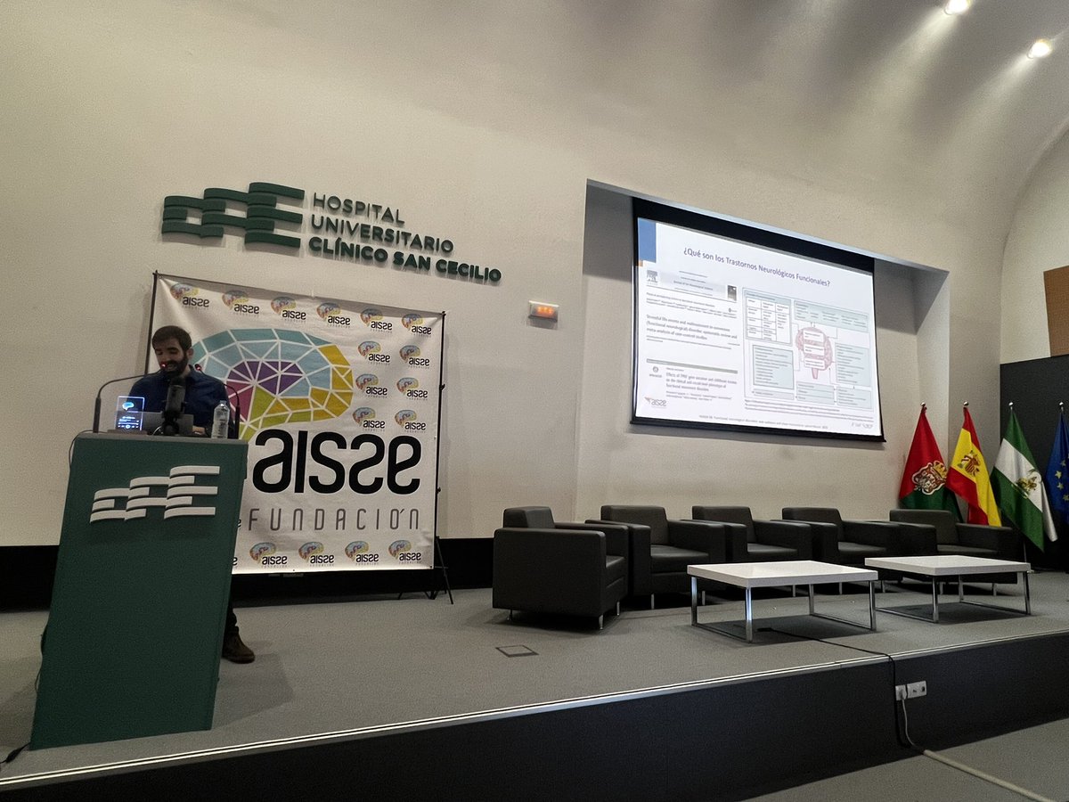 El Dr. Daniel Macías del Hospital <a href="/HospitalUVRocio/">Hospital Universitario Virgen del Rocío</a> habla en <a href="/clinicogranada/">Hospital Universitario Clínico San Cecilio</a> en el I Congreso Nacional Neuro[con]Ciencia de <a href="/fundaisse/">Fundación AISSE</a> sobre signos positivos en el diagnóstico de los trastornos neurológicos funcionales [FND]. 
Una ponencia maravillosa!