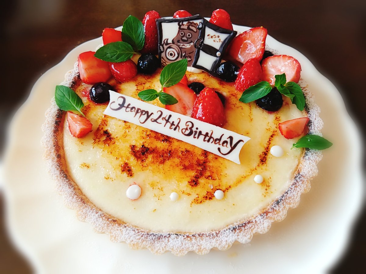 _fluffy_animals's tweet photo. フォロワーさんが増えて嬉しい…😭✨
愛犬、料理がメインの趣味垢です、ぜひみなさま仲良くしてください🙇
手枕が好きなうちのアイドル犬と、数年前に作ったクレームブリュレタルトを添えて🤗

#犬好きさんと繋がりたい #料理好きな人と繋がりたい https://t.co/vFS6nPo5KJ