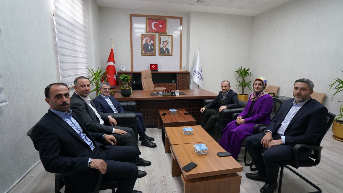 Adıyaman AK Parti İl yönetimimiz ile birlikte Adıyaman Valisi  Sn. <a href="/DrOsmanVarol/">Dr Osman Varol</a> ‘u ve Belediye Başkanımız Sn. <a href="/Drsuleymanklnc/">Dr. Süleyman Kılınç</a> ’ı makamında ziyaret ettik.

Kıymetli Valimize ve Belediye Başkanımıza misafirperverlikleri  için teşekkür ediyoruz.

<a href="/Akparti/">AK Parti</a> 
<a href="/AdiyamanAk/">AdıyamanAk</a>