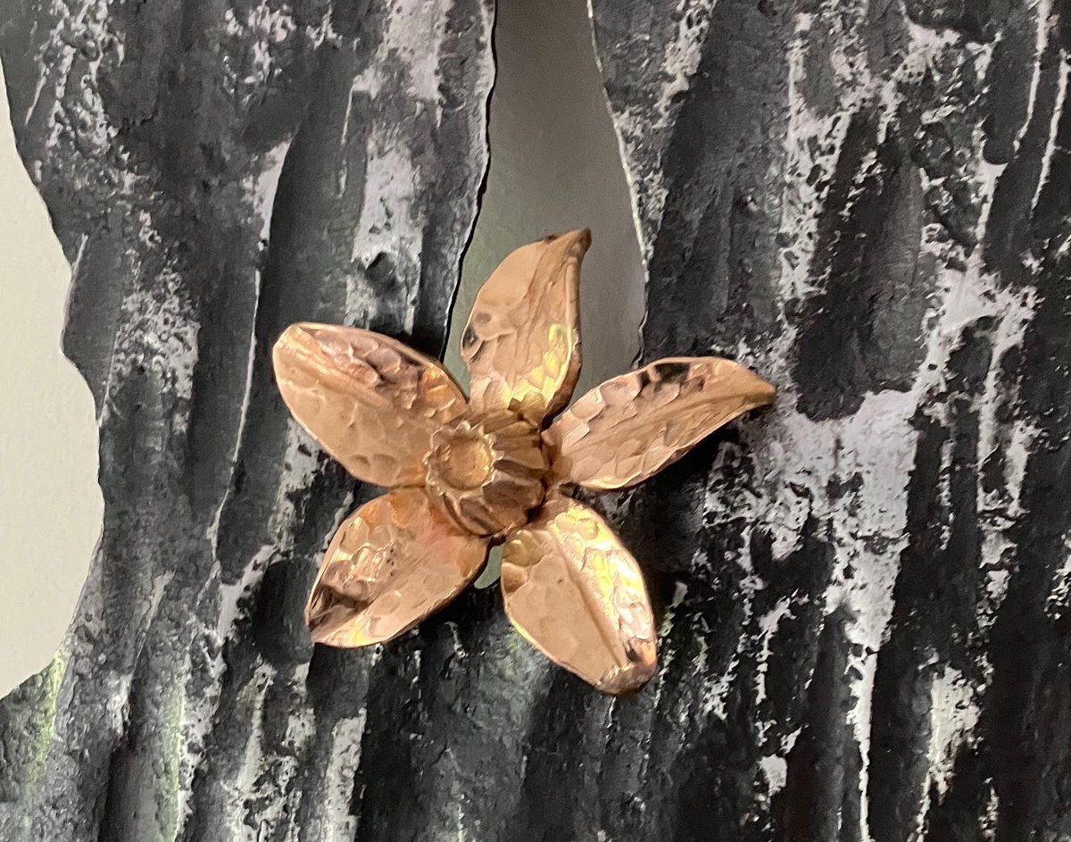 Two Ravens Forge tweet media