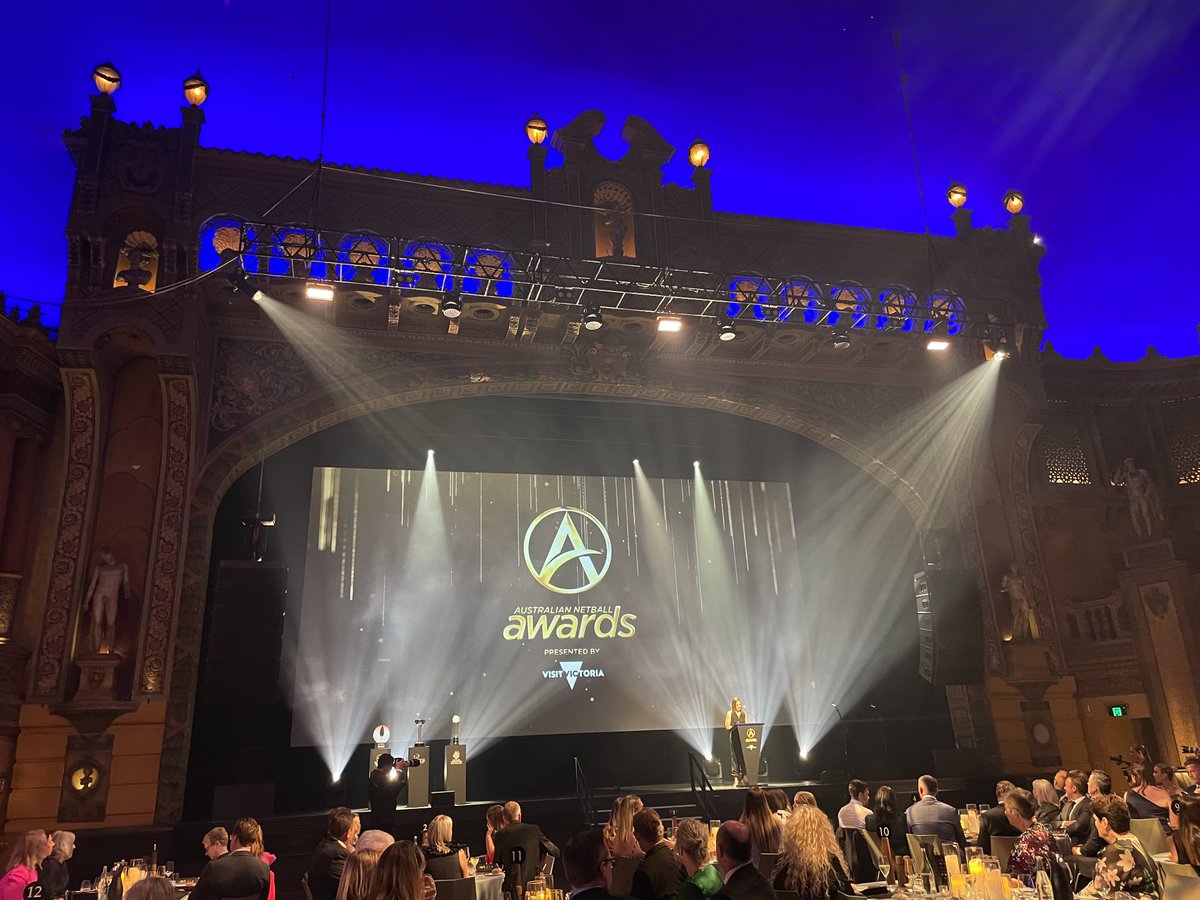 LindaCPearce's tweet photo. NA CEO ⁦Kelly Ryan has announced that the ⁦@SuperNetball⁩ players are not attending due to the ongoing pay dispute. The ⁦@AussieDiamonds⁩ are here.#netballchaos https://t.co/ZRAXuawl99