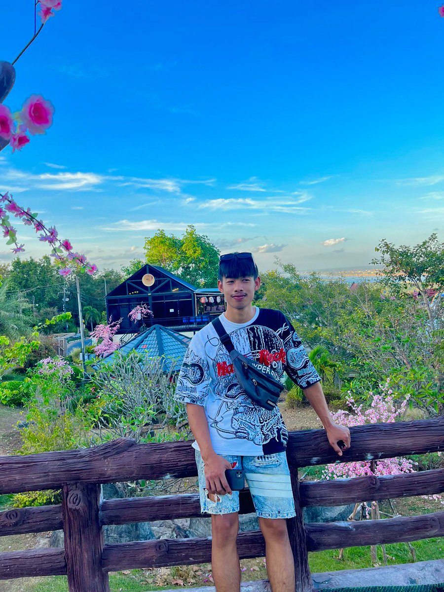 Phuwin Paenian tweet media