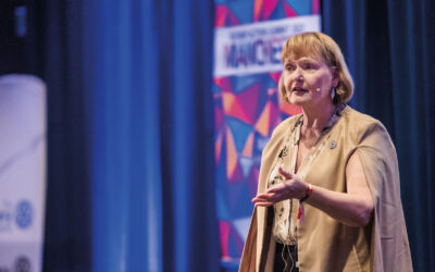 "As the torchbearers of service in the 21st century, Rotarians will continue to shape history and provide hope through their humanitarian efforts.” 🙌

Read more of Rotary International PresidentElect Stephanie Urchick's Action Summit address: rotarygbi.org/magazine/octob…