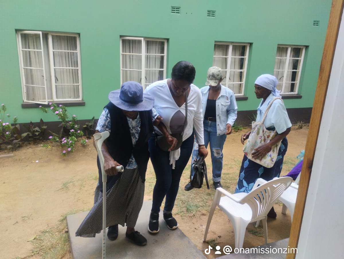 Doctors and Nurses on a Mission Trust tweet media