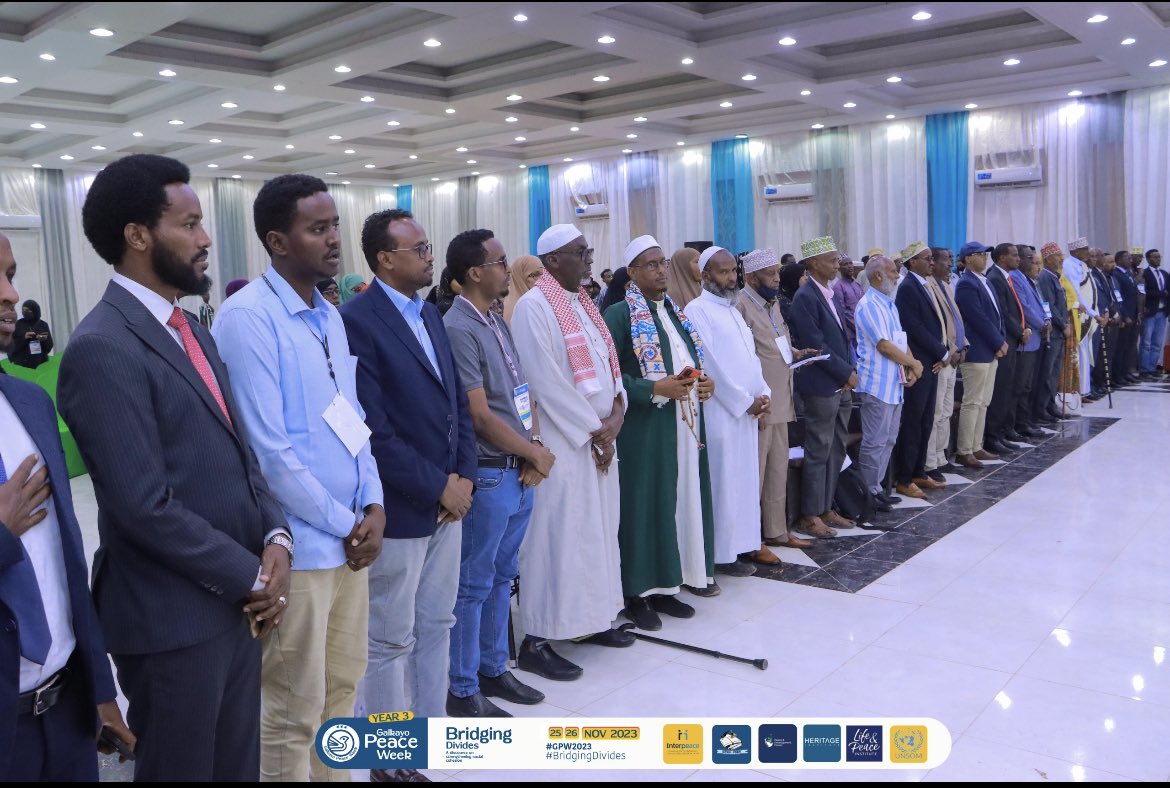 Galkayo Peace Week kicks off at Global Garden, recognizing the joint peace efforts themed “Bridging Divides”. 

Supported by Interpeace and its partners.

<a href="/GLKPW/">Galkayo Peace Week</a> 
@InterpeaceTweet 
<a href="/Ahmed_Nabaddoon/">Ahmed Nabaddoon</a>