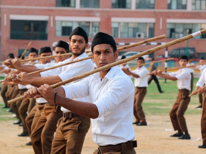 2024  में सरकार बनते ही आरएसएस को आतंकी संगठन घोषित करना चाहिए!

सहमत!