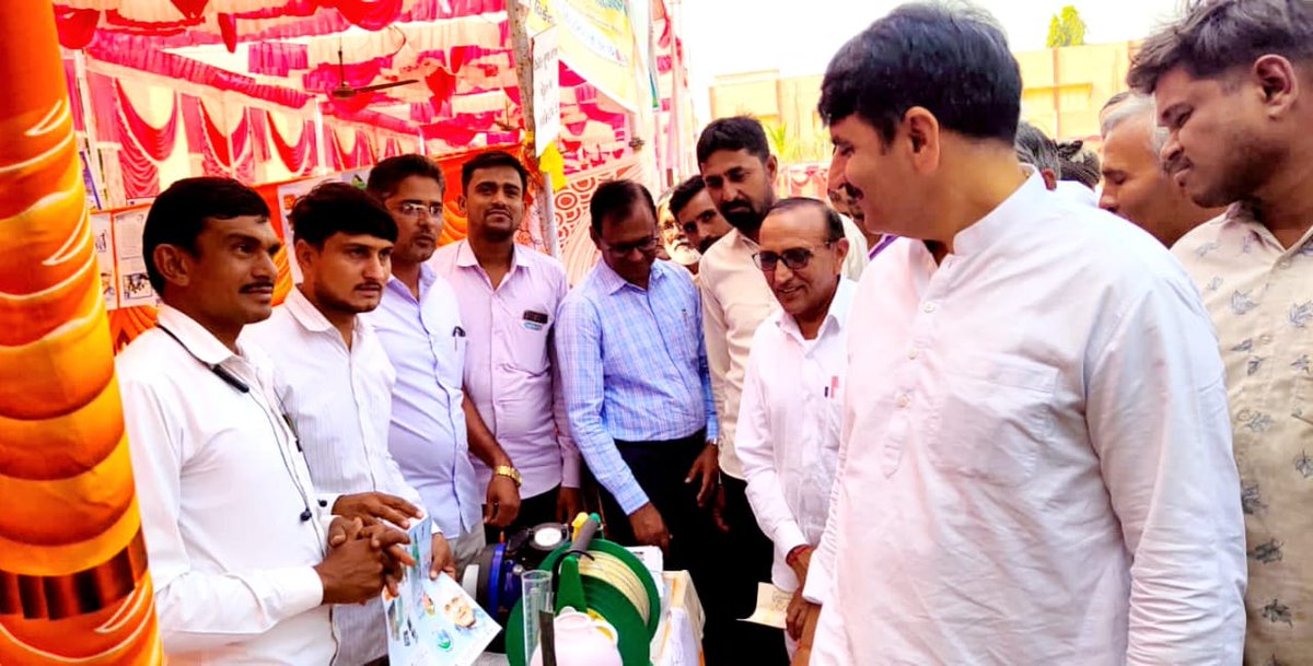 jitubhai877's tweet photo. Save water save Nature(Atal Jal)                                                         Atal Bhujal Community Awareness Stall At Gaytri Vidhayalay Tharad   Block Tharad  District-Banaskantha Under Ravi Krishi Mela. Dt. 24.11.23.
@AtalJal
@SPMUGuj
@GwrdcGuj https://t.co/a5qEb2hOtz