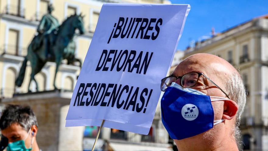 🫵 Ninguna sociedad puede dormir tranquila con 35.000 cadáveres en los armarios de las #residencias. Apelamos a las gentes de bien para acudir en masa a la #manifestación de <a href="/MareaResidencia/">Marea de Residencias</a>
📌 Cibeles-Madrid, 26-Nov, 11:30h
▶️ NO al olvido
▶️ NO a la impunidad
▶️ Sí a la verdad
