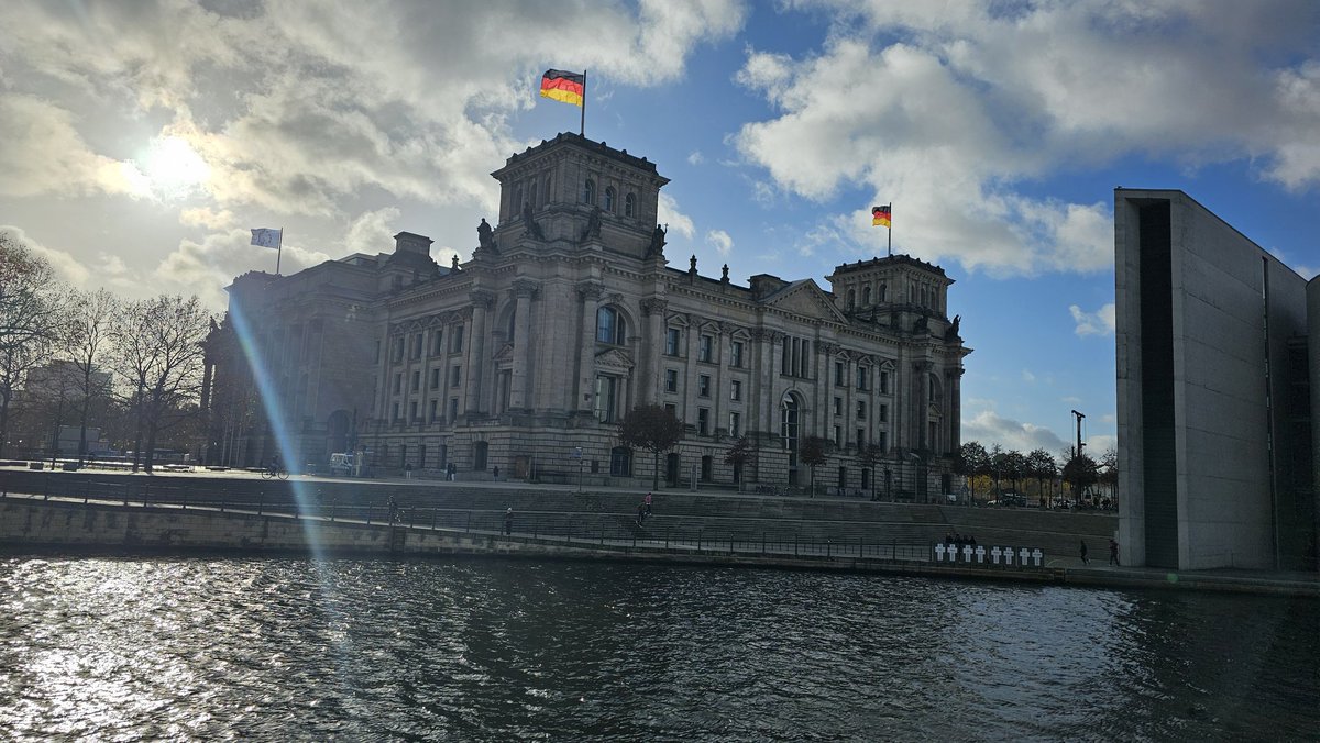 Norman Meuschke tweet media