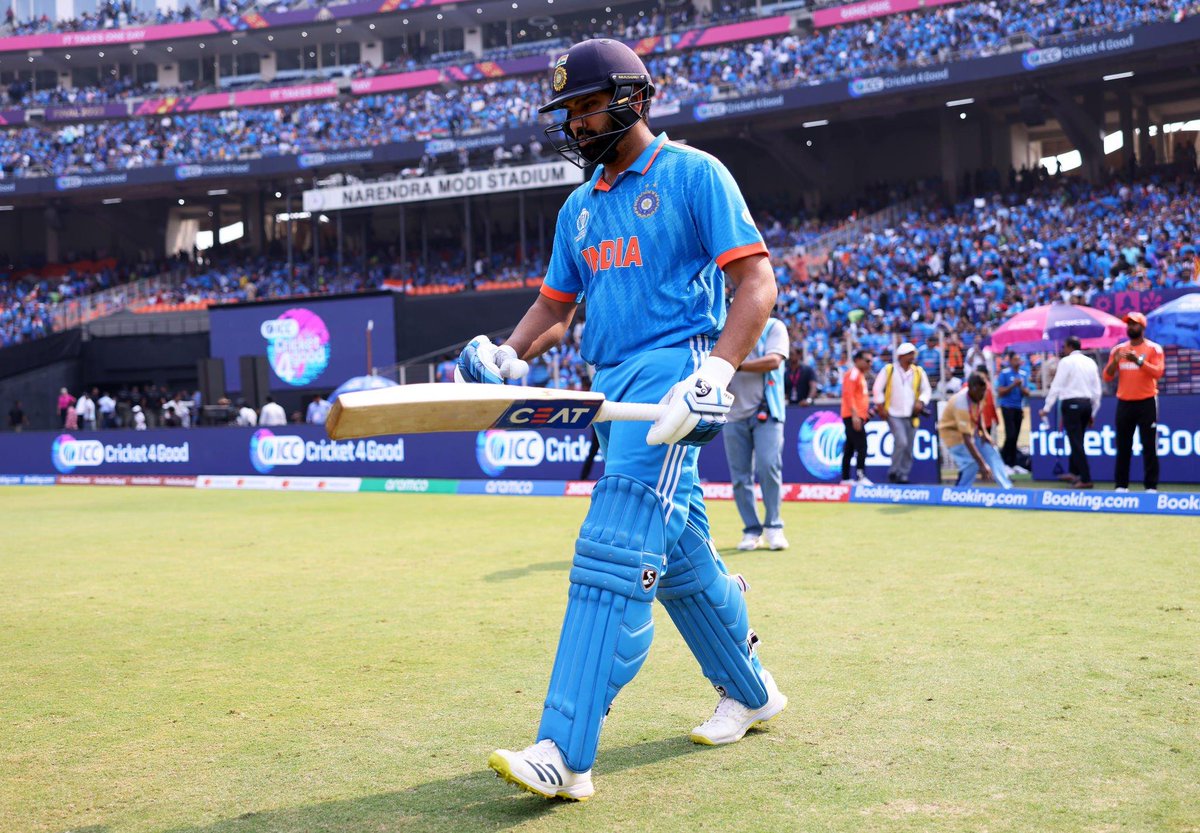 CricCrazyJohns's tweet image. Rohit Sharma is the only captain to score a hundred in World Cup 2023. 💪 🇮🇳