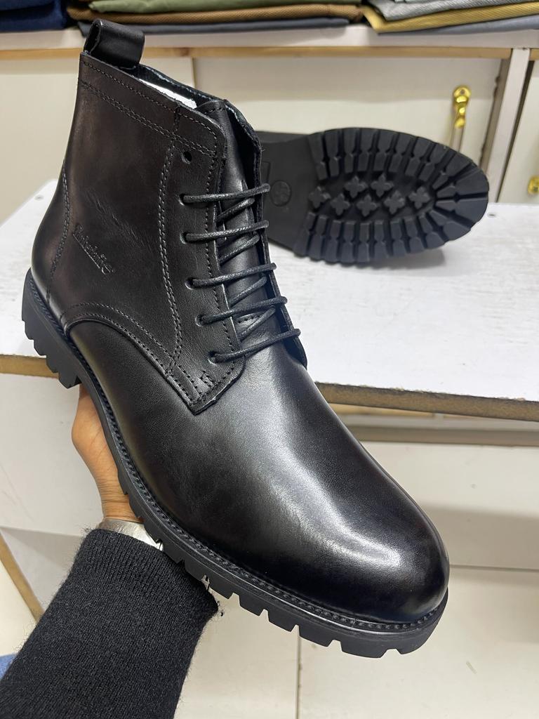 Tatinomi22's tweet photo. @Total_dadoic Boots ziko kwa wingi.
Call/Whatsapp 0703510557
Or fika baze Lois Plaza along Latema rd shop 01, 3rd floor.
Changamkia the best deals in town. https://t.co/O4y8Uk87xe