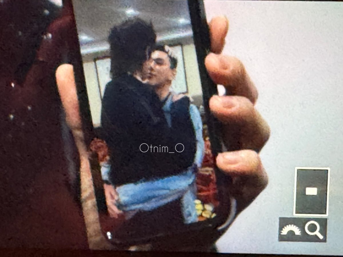 พี่เวฟโชว์รูปหลังเวที 😭😭😭
231125 #DaouOffroad1stMeetInMacau
#DaouOffroad #ต้าห์อู๋ออฟโรด