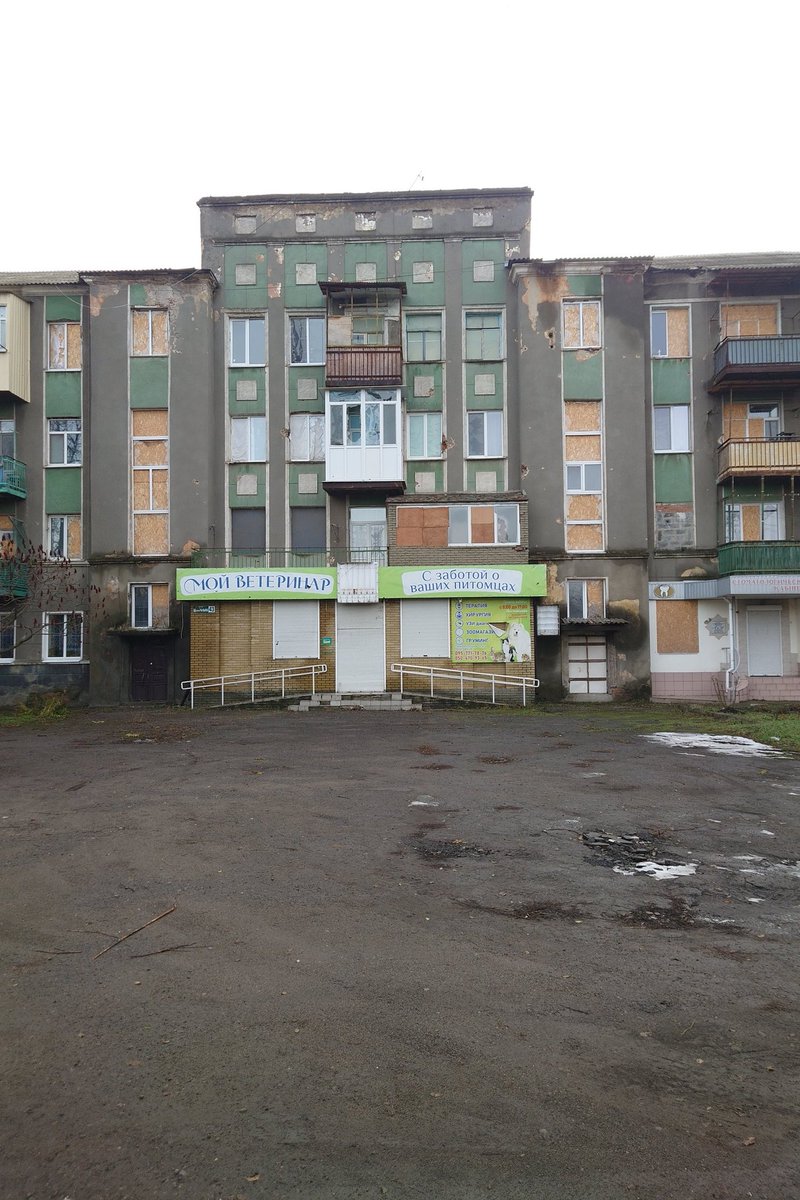 Доки ми воюєм, вини чекають(