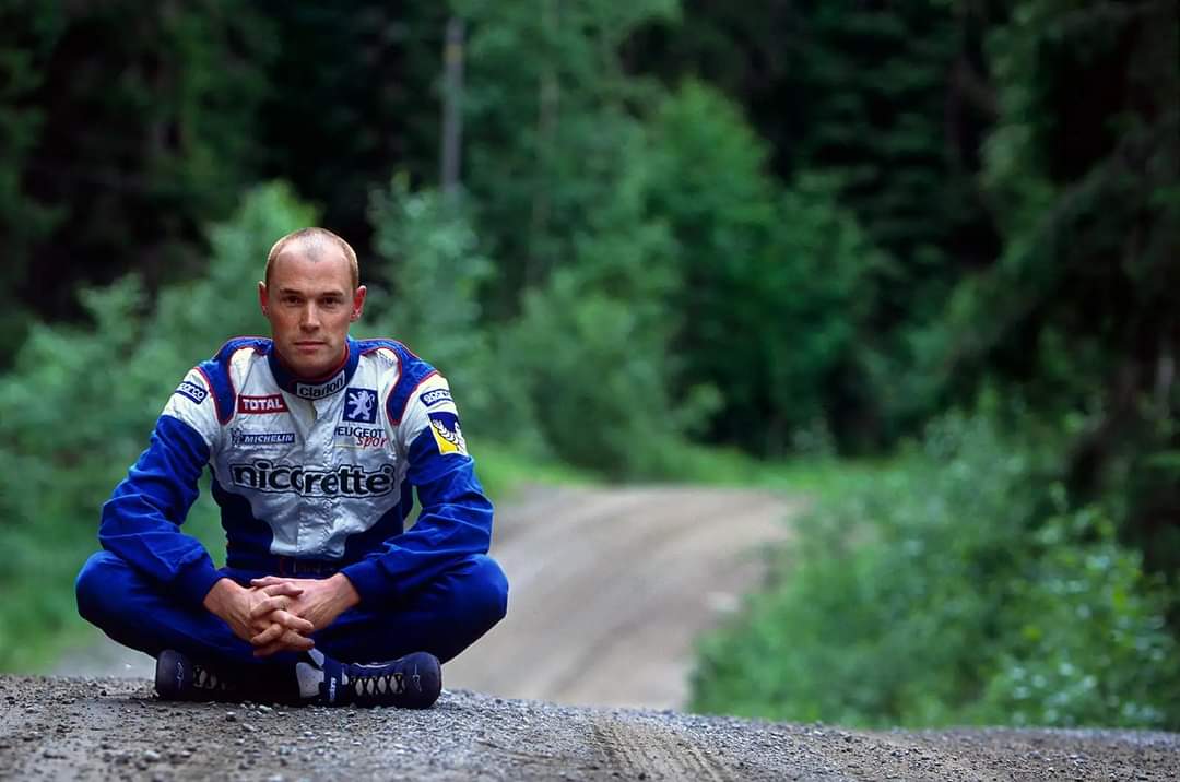 TheHardCompound's tweet image. Remembering Richard Burns, lost so tragically #OnThisDay in 2004, four years to the day after superbly winning the @OfficialWRC title with Subaru.

He was just 33 - our hometown hero.

Rest In Peace, Richard.
Never forgotten 🇬🇧

#RestInPeace #WRC #champion 
@TheRBFoundation