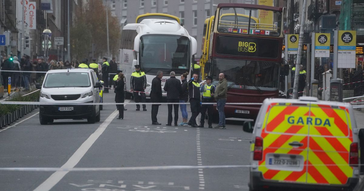 Mirror Breaking News tweet media