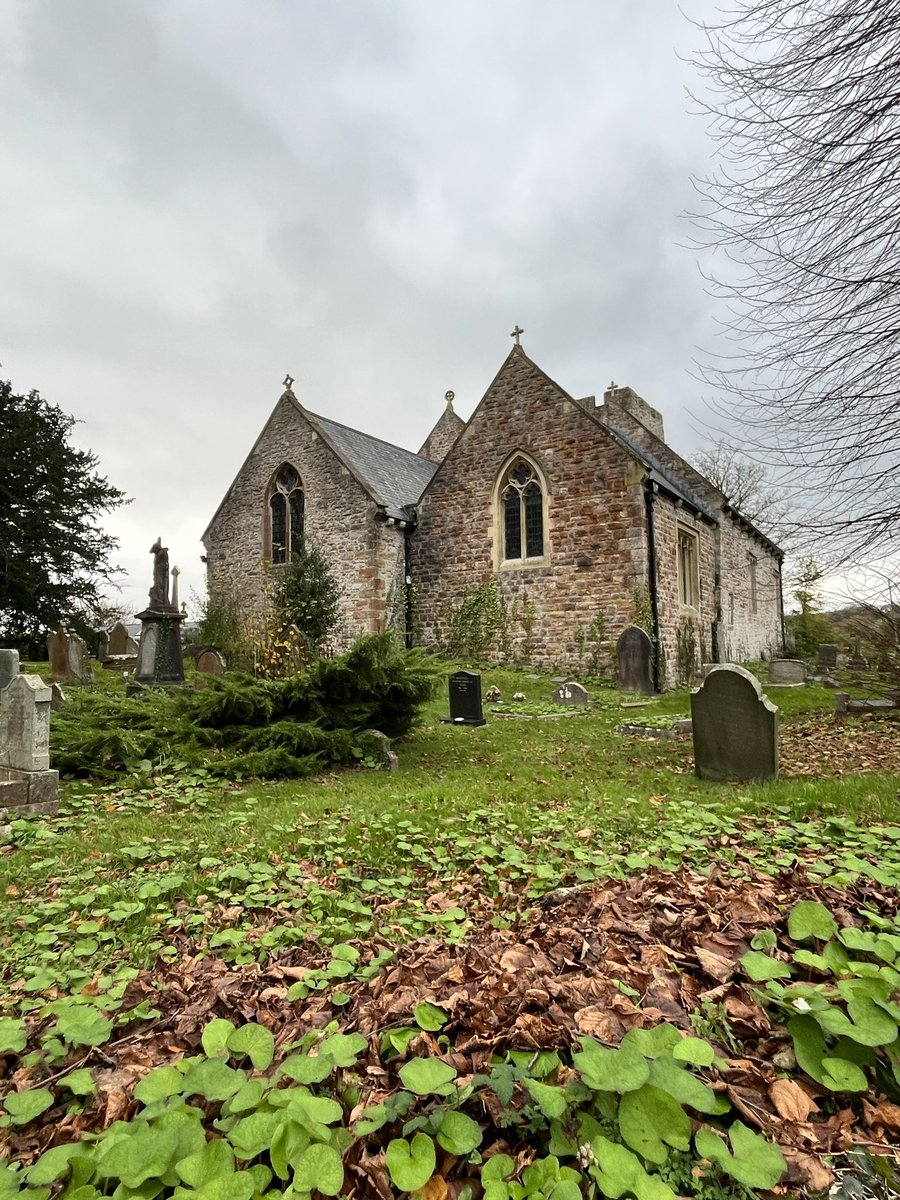 St Andrews Church in #DinasPowys, Vale of Glamorgan is the resting place of two @CWGC graves:

Serjeant William Henry George of the RAMC who lost his life aged 51 in June 1918.
