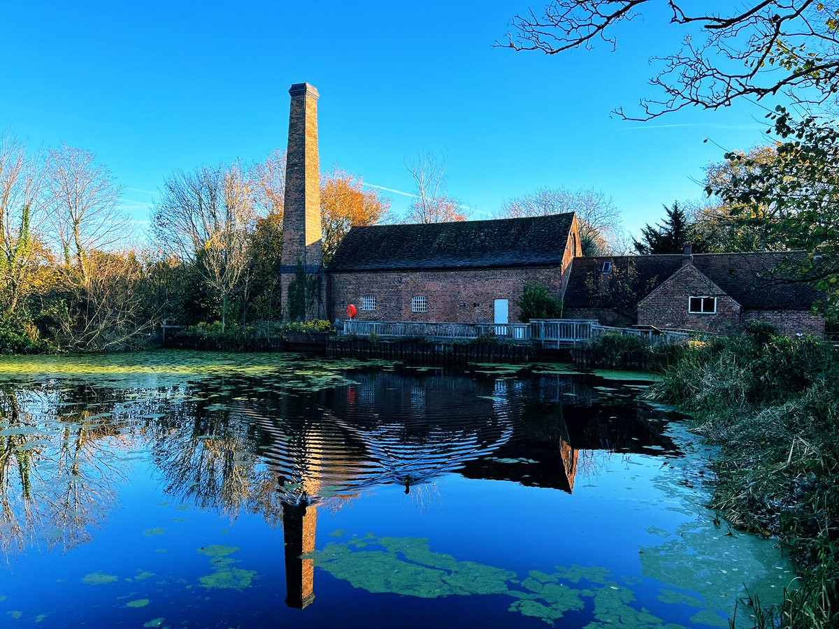 It’s a tad chilly out but our guided tours are going ahead today at 11.30 & 13.30. Wrap up warm and come and join us before we close for the Christmas period. Either book ahead or pay on the door birminghammuseums.org.uk/sarehole-mill/…