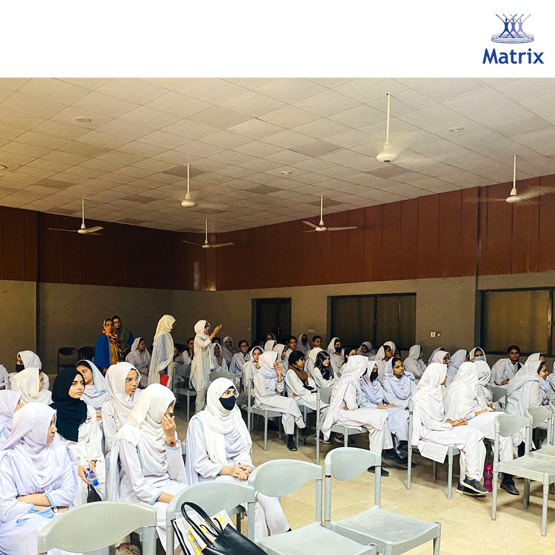 pharma_matrix's tweet photo. #WorldIronDeficiencyDay is here, On this important day, Dr. Javeria Siddiqui from AKU Emergency Medicine department discussed iron deficiency in females, including its causes and symptoms, with the students of Shamsi School.
https://t.co/kfoQMMv7u4
.
#MatrixPharma #Nutraceuticals https://t.co/WuDT5BKWDq