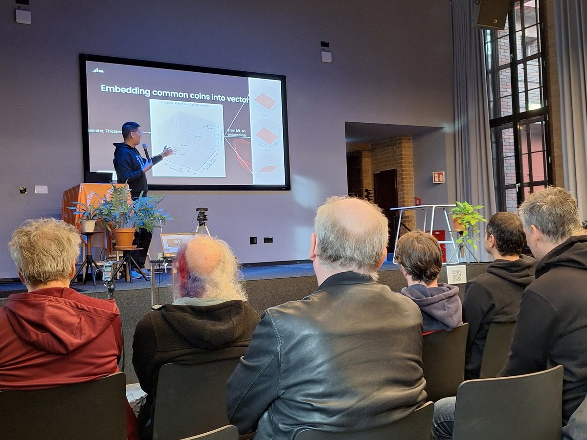 An #opensource alternative that challenges #OpenAI <a href="/hxiao/">Han Xiao</a> explaining 'everything can be embedded and <a href="/JinaAI_/">Jina AI</a>' #meshcon meshcon.net