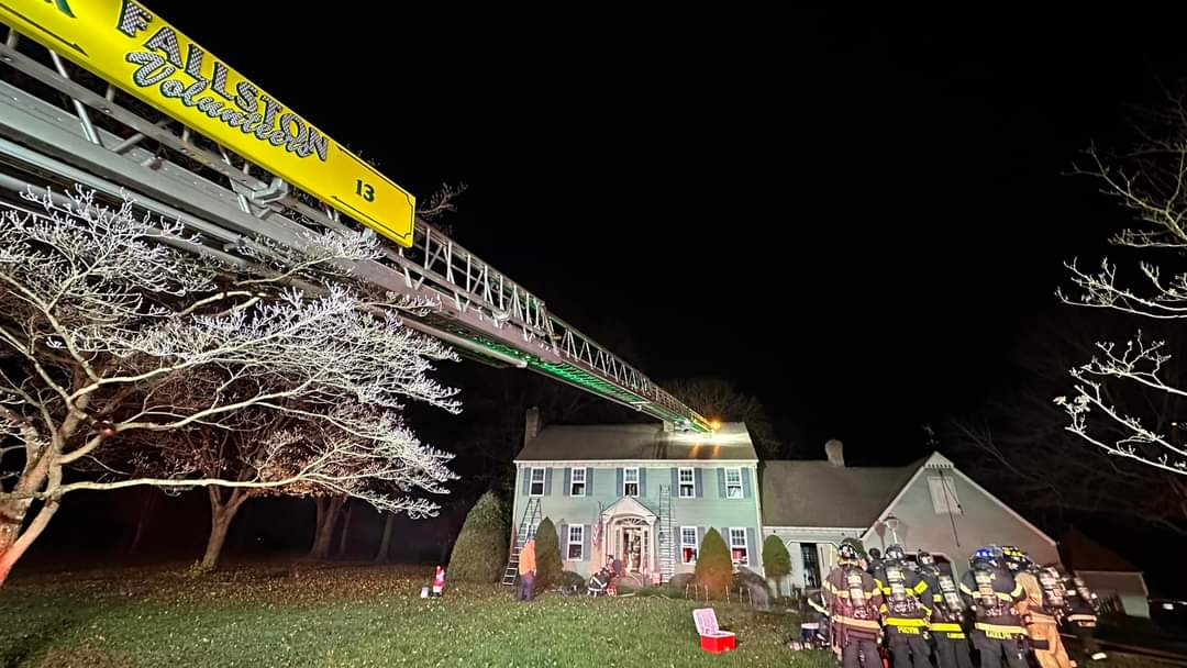 11/24/2023
Volunteer Firefighters from Fallston Volunteer Fire and Ambulance Co. and surrounding companies are on scene of a house fire in the 1600 block of Watervale Road in #FallstonMD. Office of the Maryland State Fire Marshal had been requested.