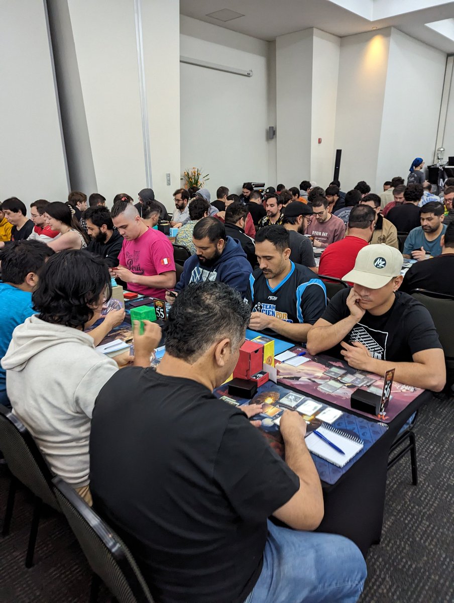 Comenzamos la 1era ronda del Regional Championship de noviembre de la South America Magic Series con 165 jugadores participando por la victoria en formato Pioneer, 15.000 dólares en premios y dos invitaciones al Pro Tour de Magic #mtgsams #MagicTheGathering <a href="/PlayMTG/">PlayMTG</a> #mtgpioneer