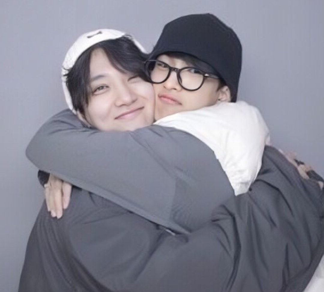 spicydokyeom's tweet image. that's correct!