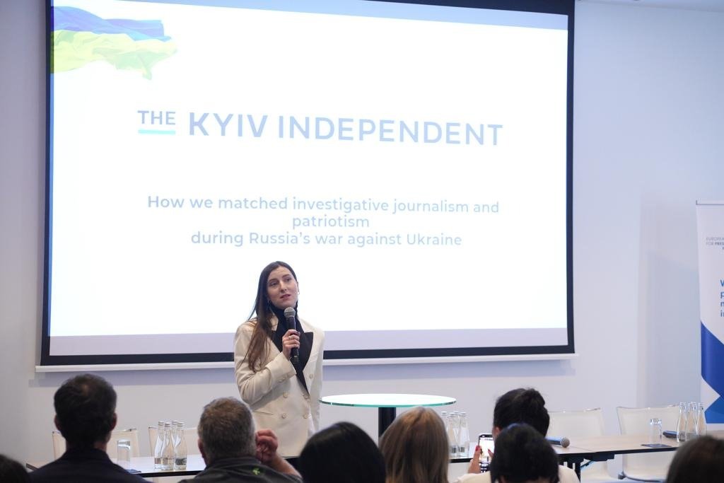 ECPMF's tweet photo. "The Kyiv Independent is a relatively new media publication. At the time, you all remember that there was a huge build up of Russian forces on the border. We were all terrified of what comes next." – @AnnaMyroniuk, Head of investigations at the @KyivIndependent.
#ReCover23 https://t.co/PylcsHE9Nd