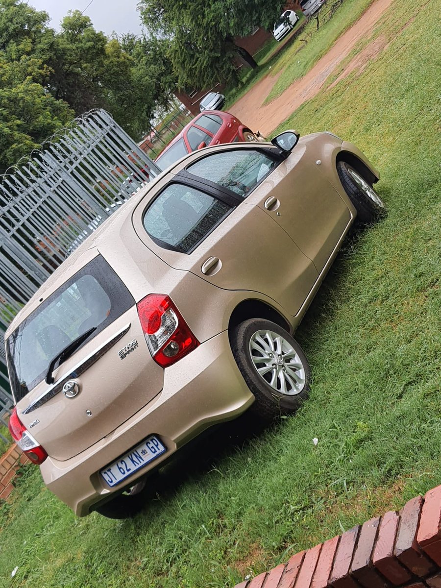 PrimeTimeNewsZA's tweet photo. Retweet for Awareness. 🙏🏿🙏🏿🙏🏿

My friend's car  was stolen at Gezina Galleries parking in Pretoria, last traced by location was Soshanguve. https://t.co/d4knVZiT4z