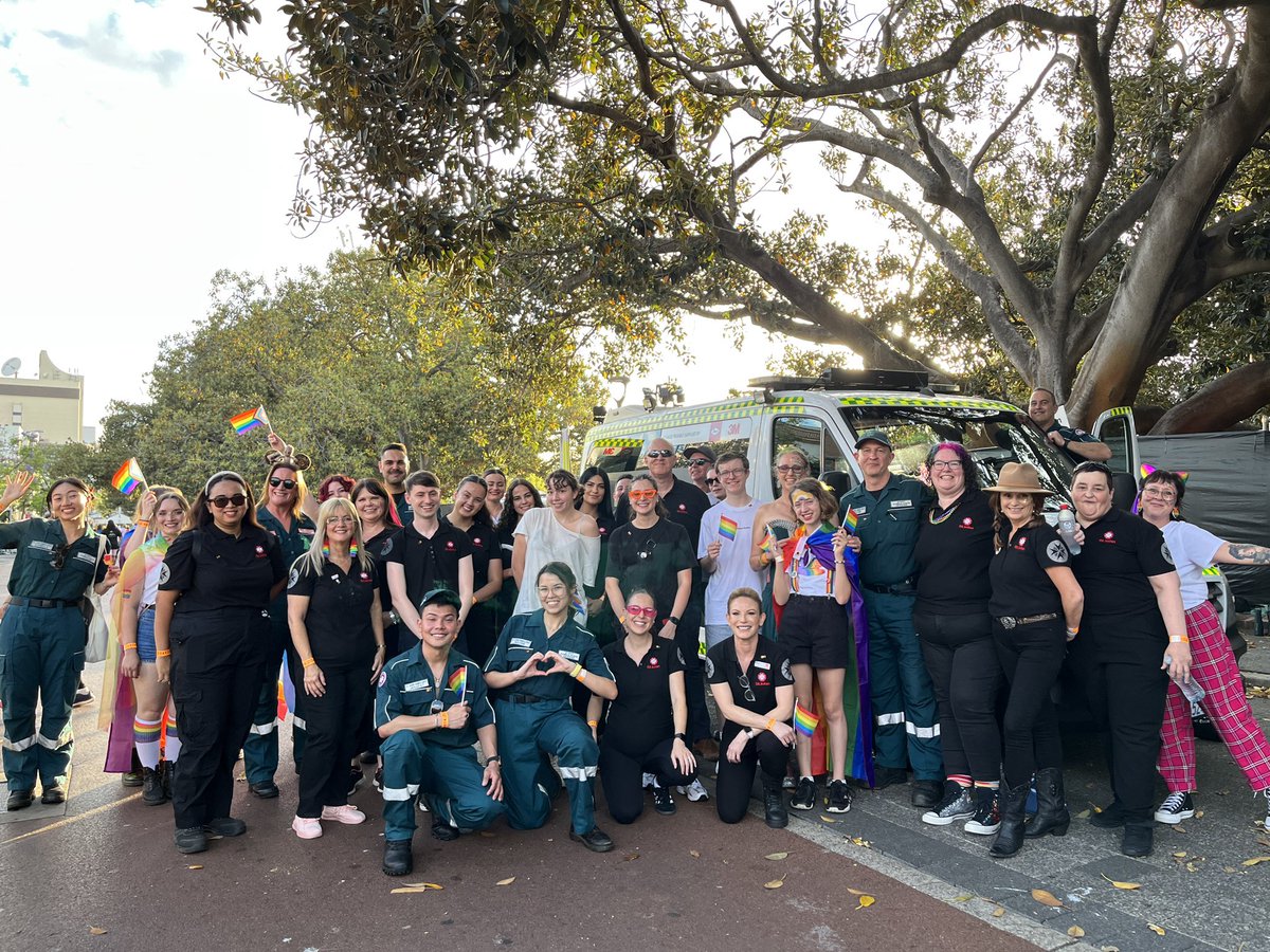 stjohn_wa's tweet photo. We’re ready to march with pride. 🌈
#bebravebeyou #bebravebeyoubestrong #perthpride #prideparade https://t.co/7e9jxZBZcC