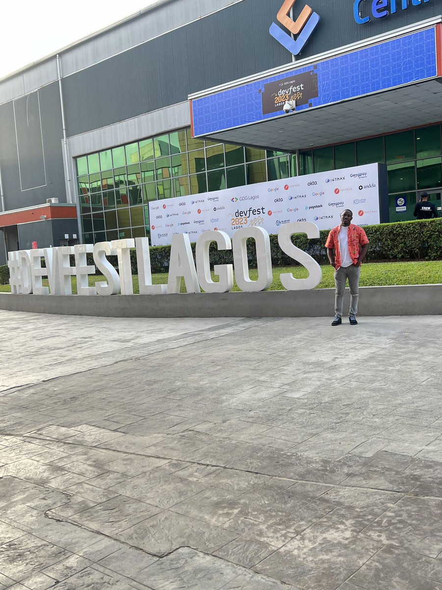 aiyegbusitope's tweet photo. DevFest! https://t.co/RtxfuaYH5I