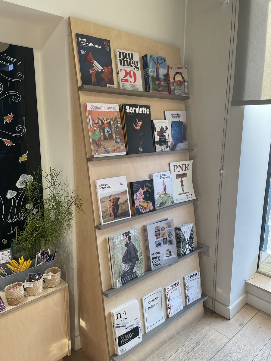 We’ve had some new magazine issues arrive in the bookshop over the last few weeks! 💫 Pop into the shop or head on over to our website to browse the selection: theportobellobookshop.com/collection-of/…