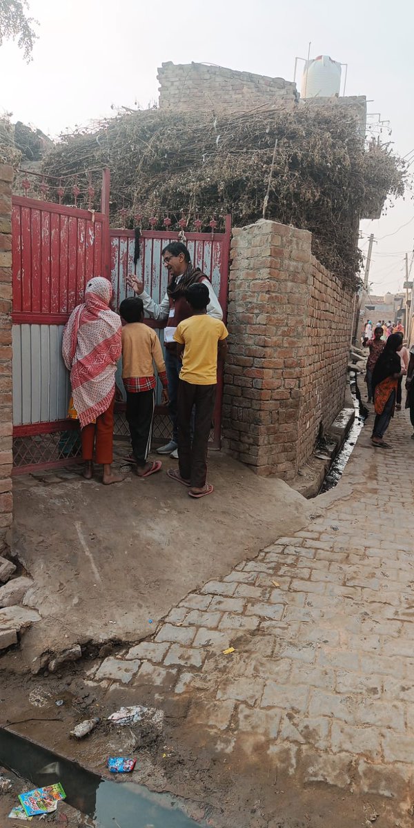 DmHanumangarh's tweet photo. जागो टोली संगरिया डोर टू डोर मतदान हेतु कर रही जागरूक
#AssemblyElections2023 #vote #Hanumangarh 
@CeoRajasthan
@DIPRRajasthan @ECISVEEP https://t.co/Q5gFohBXEL