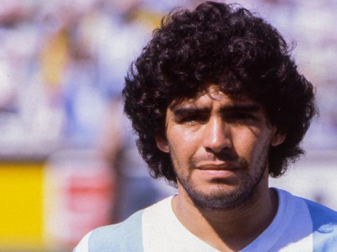 “En este día y cada día” 
#DiegoEterno