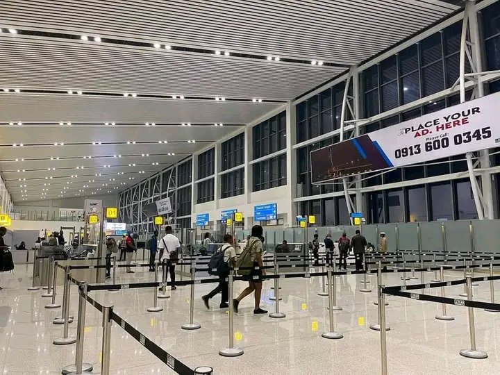 President @MBuhari and the @OfficialAPCNg built this. This is the New Terminal 2 of the Murtala Mohammed International Airport, Lagos.

#BuhariLegacy