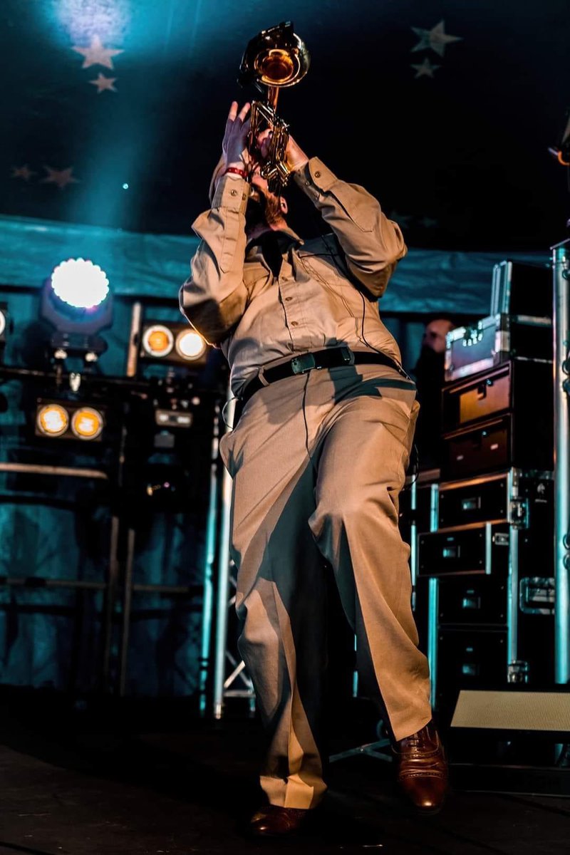 Company B tweet media