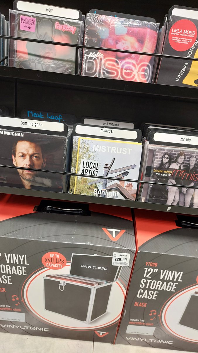 More Black Friday deals at HMV!! Get my limited edition CDs this weekend at @hmvLiverpool @hmv_Warrington @hmvStockport @hmvBury - look for *Sunlight* & *Yellow and Grey* under *Local Artists* & *Mistrust*. Fans of @OfficialOMD & catchy synthpop will love them!!! #blackfriday #cd