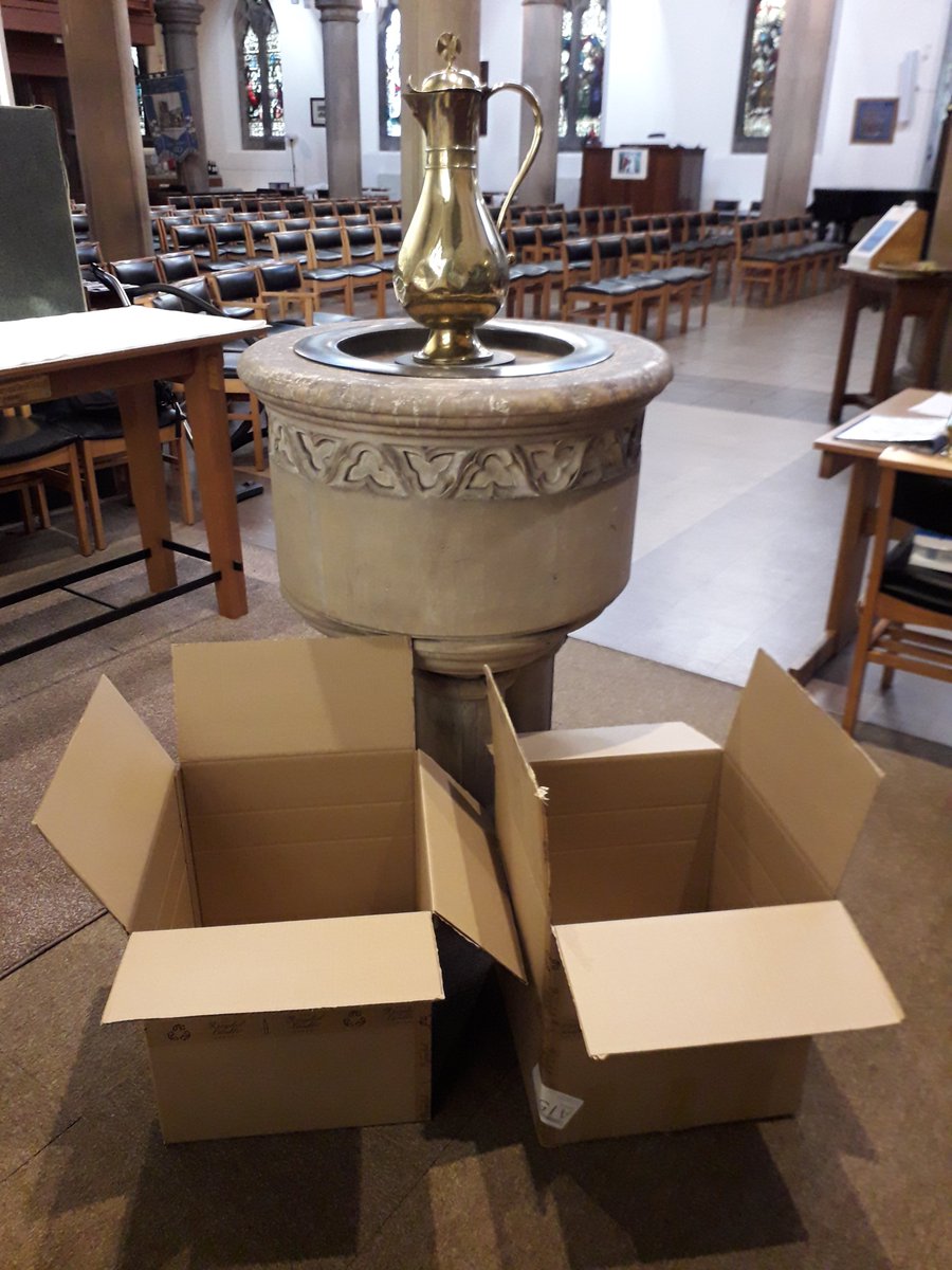 Candle recycling boxes for @ChristChurchWD and @StChrisM20 duly assembled. Our challenge should we choose to accept it - fill both by Candlemas. 🕯😇⛪💚 #EcoChurch @ManDioEco