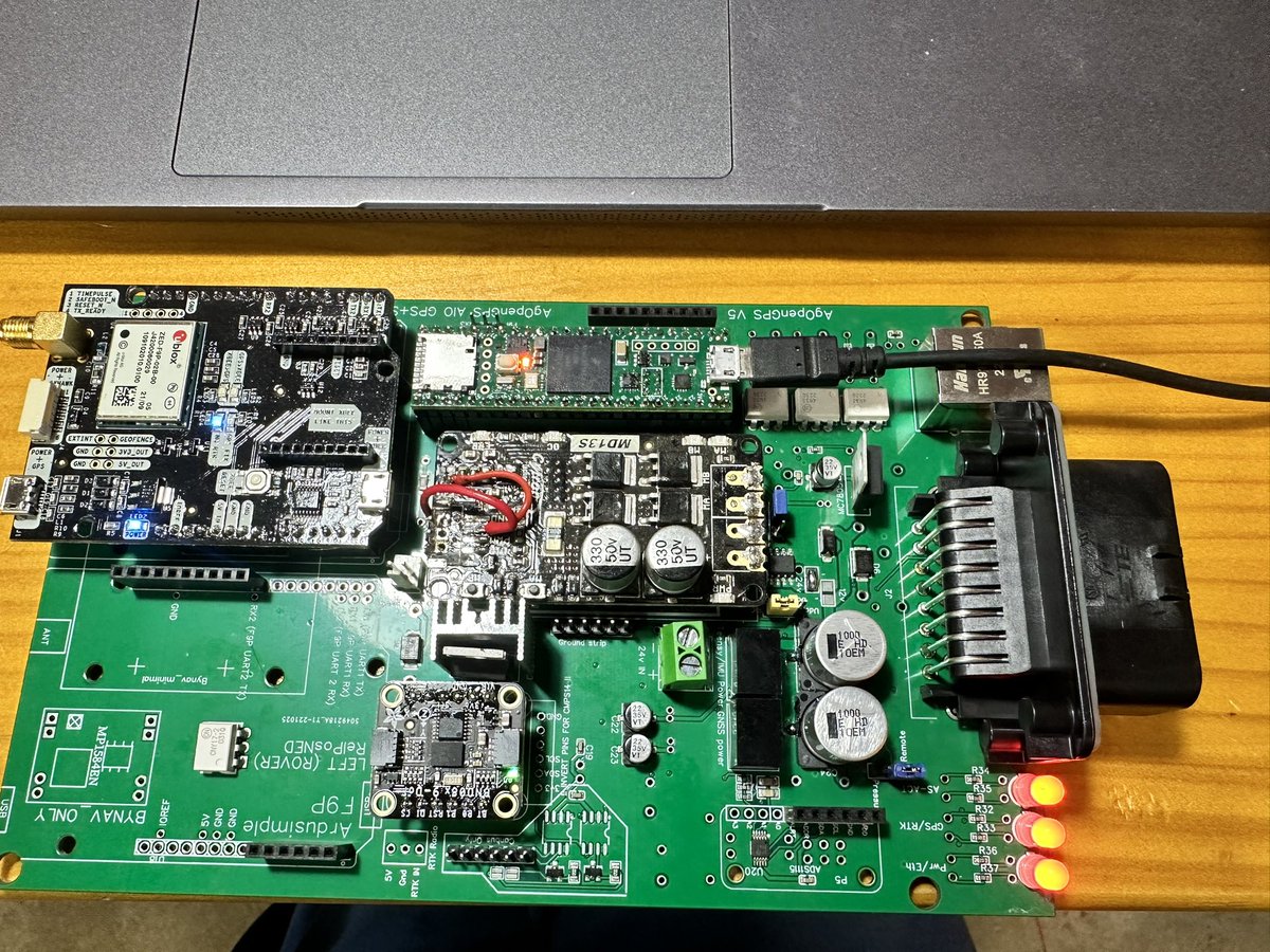 freshandtips's tweet photo. 新しいトラクター 用にまたagopengps作ってます。基盤のエラー修正を思い出すのが大変。 https://t.co/43D6XMokR5