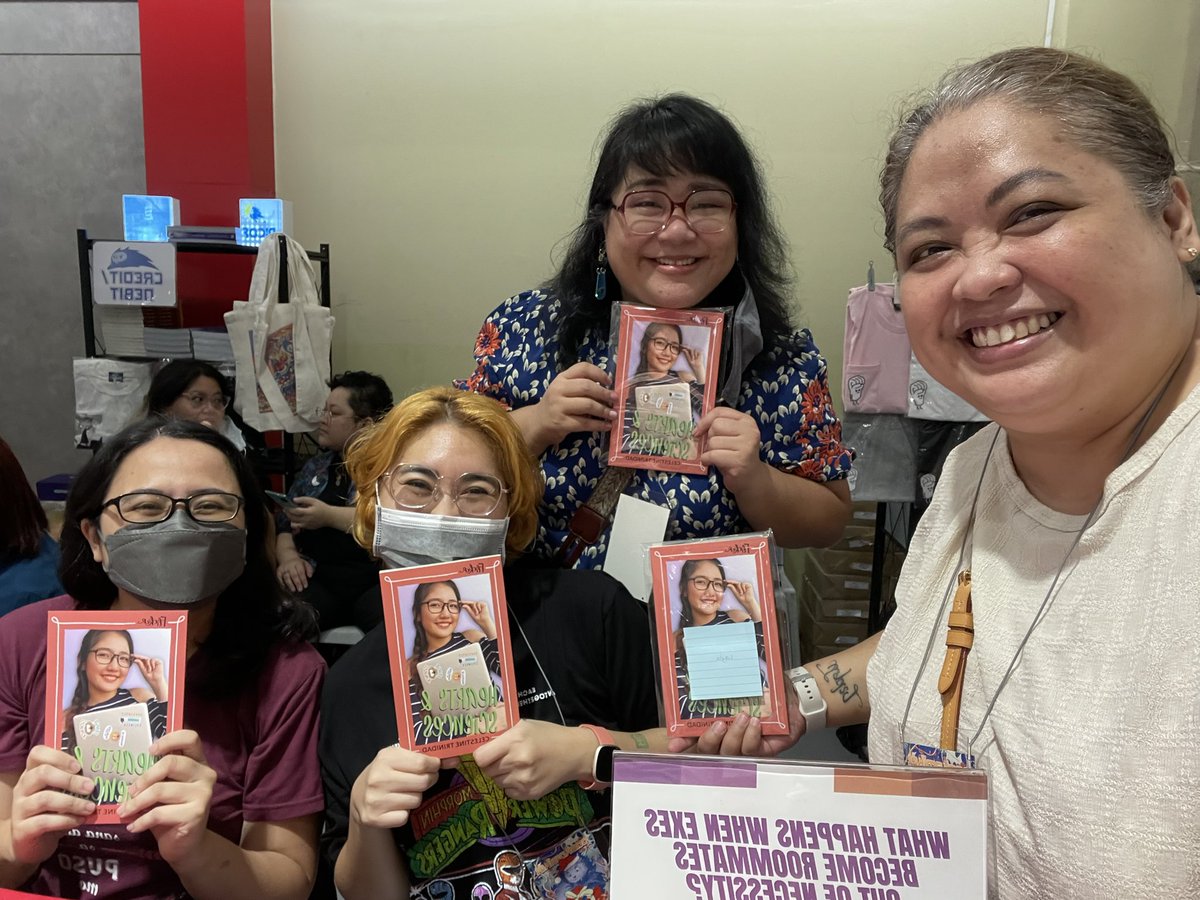 alyal_20's tweet photo. Congrats, @luckychan! Happy book bday to #HeartsAndSciences, another #RomanceClass #RomanceClassFlicker book! Hello from your fellow science HS alumni (from various parts of Luzon!) @sixdlr @danicemaepsison https://t.co/RrGCxqWOBi
