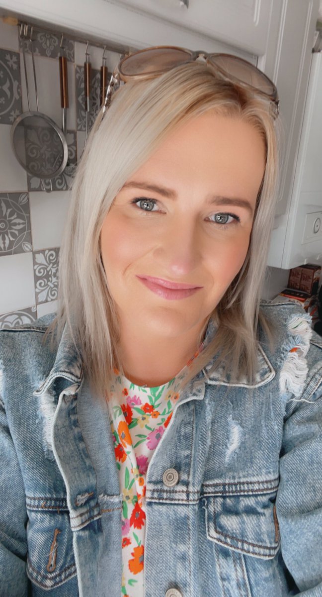 Recovery_Scot's tweet photo. We are super pleased to officially announce that Lisa MacMillan has joined us at Recovery Coaching Scotland! She brings a wealth of #RecoveryCoaching experience from her work and #RCP qualification via @Training_RCA She will be leading our work in Dundee and Perth, initially 💜 https://t.co/jrhutMe4HW