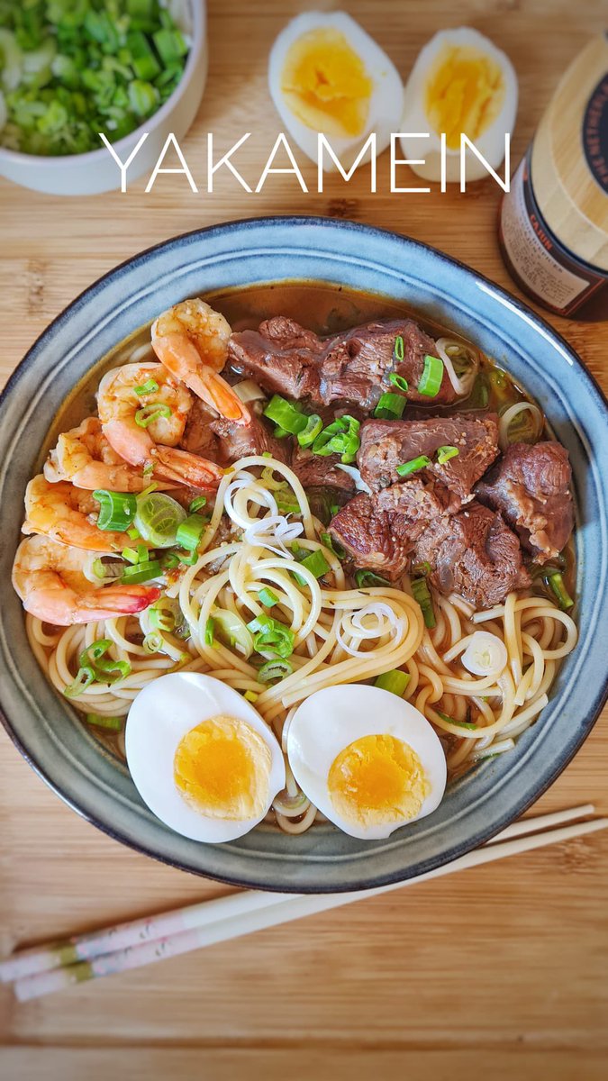 Quoi de mieux pour se réchauffer qu’une bonne petite soupe 🍜 Alors voici le YAKAMIEN —> youtu.be/ZBicj0QBbb8?si…
Bon week end à tous et bon appétit 😋