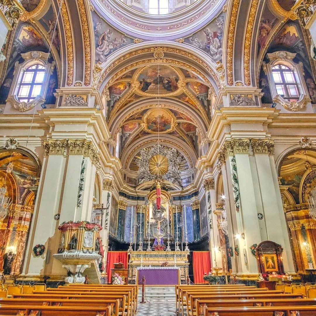 Amy E. Balog on X: “Splendor and majesty are before him; strength and  beauty are in his sanctuary.” - Psalm 96:6 (St Augustine Church, Valletta,  Malta) t.cosvPXDcRFz6  X