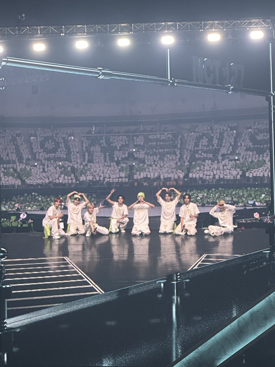 nunanunak's tweet photo. 시즈니의 자부심 우리칠 https://t.co/Bk7GaT3uTo