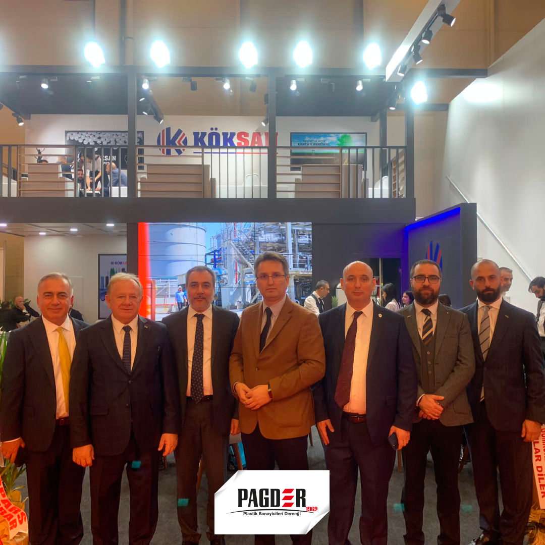 pagder1969's tweet photo. PlastEurasia fuarında üyelerimizi ziyaret etme şansı bulduk. Fuarda gerçekleşen görüşmelerin yeni iş imkanlarına dönüşmesini dileriz.
#pagder #pagderplastiksanayicileriderneği #Koluman #Köksan #MatPolymer #MecIndustry https://t.co/epUImL0cWk